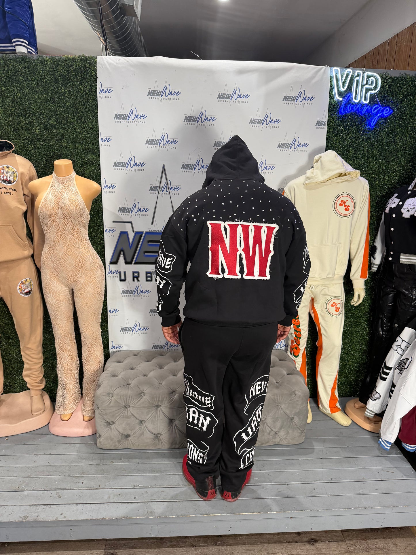 NW JOGGER SET