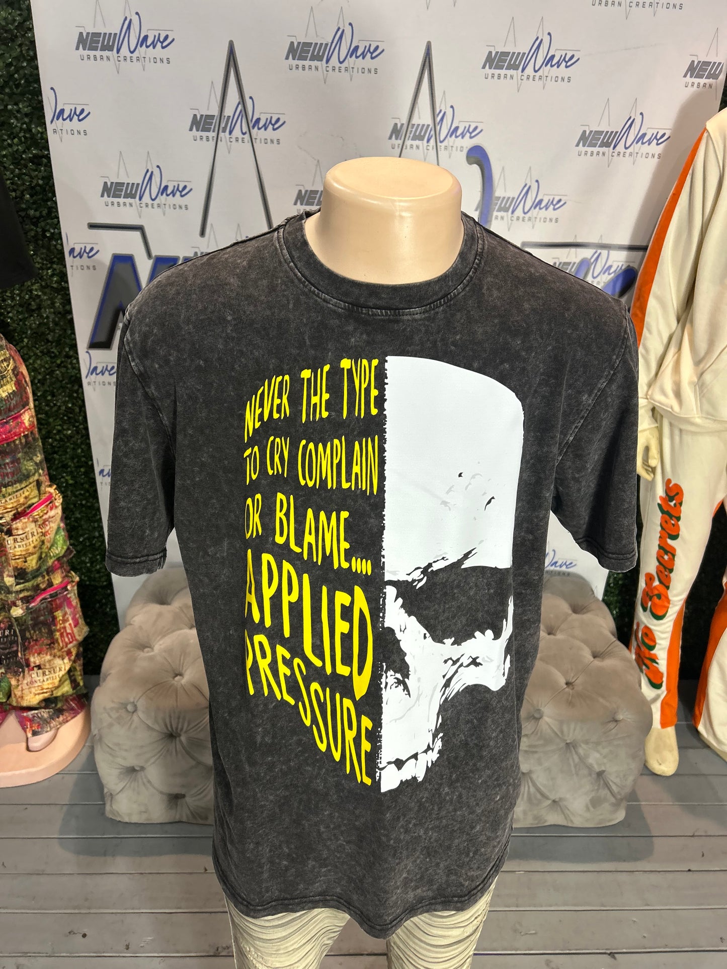 AP HALF SKULL TEE