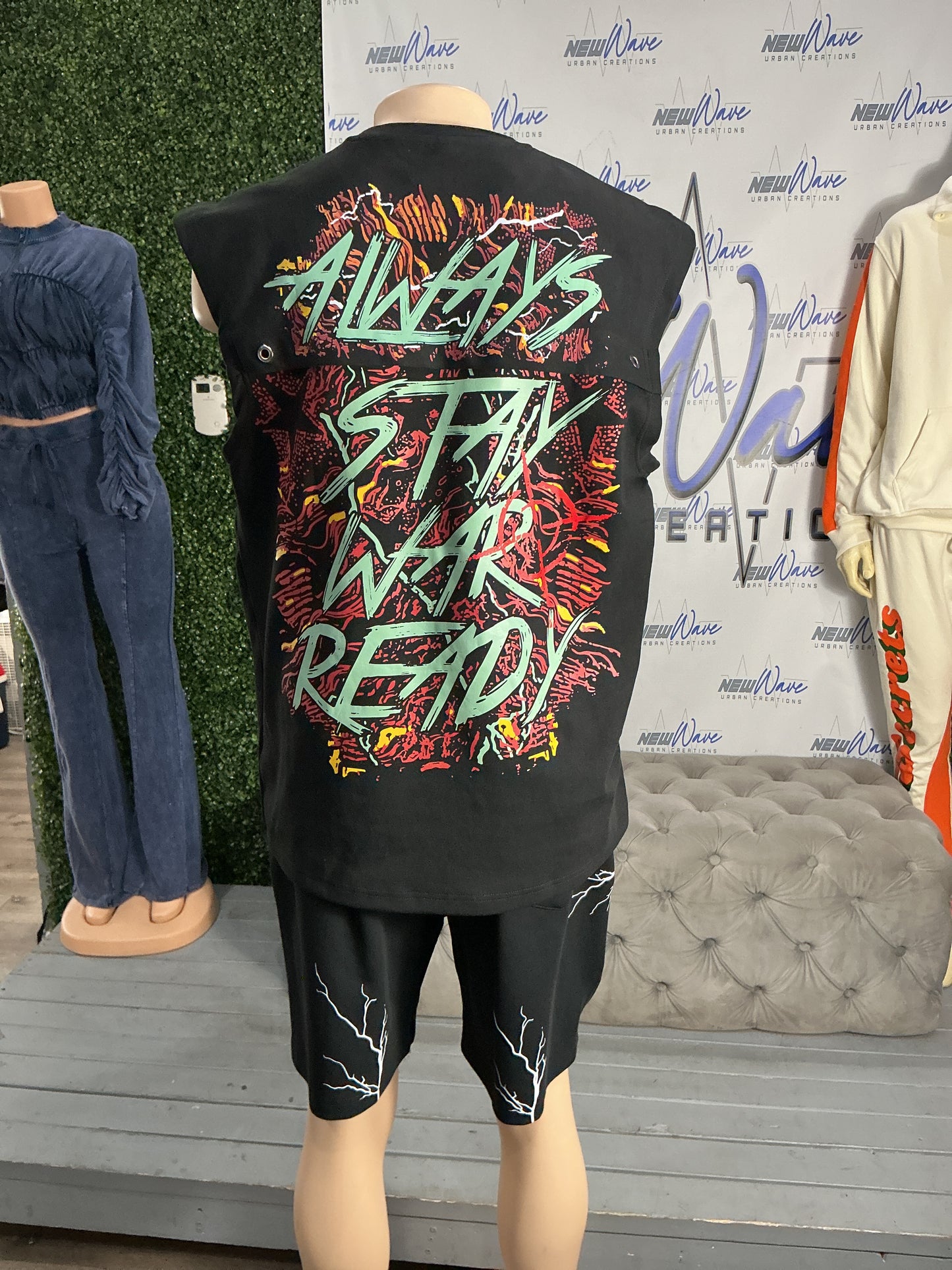 AP sleeveless short set