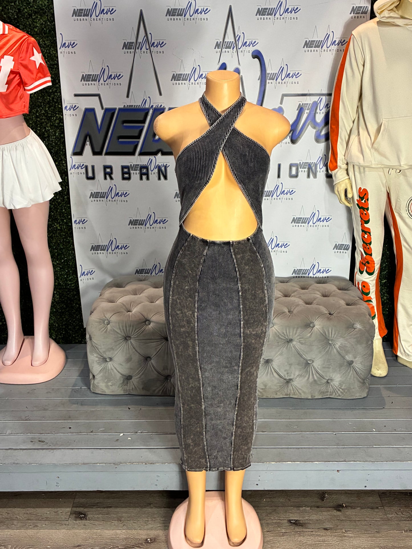 CROSS HALTER DRESS
